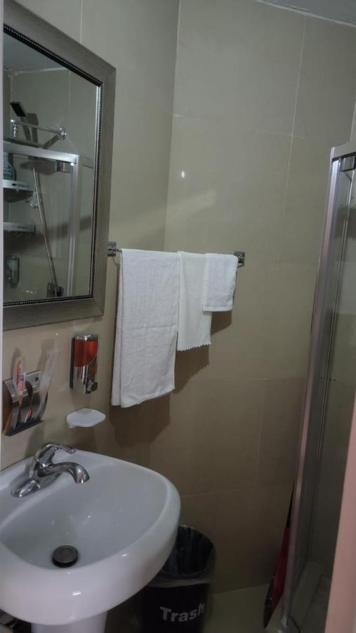 Tiny Efficiency All-In-1 Санрайз Экстерьер фото